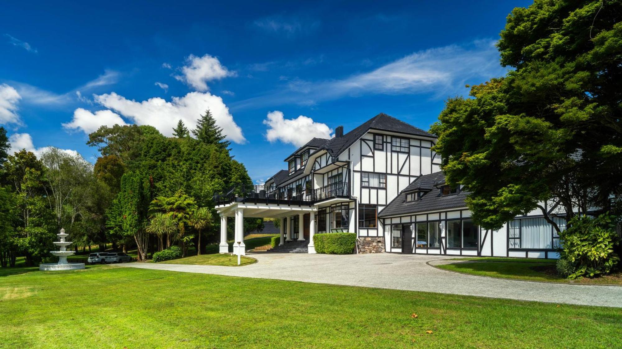 Hana Lodge Rotorua Exteriör bild